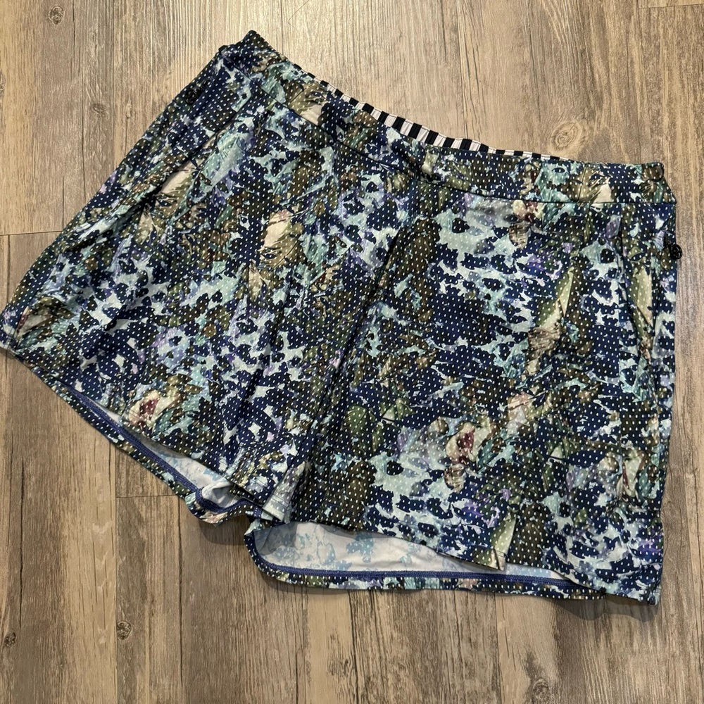 Blue and Black Patterned Floral Lululemon City Skort Shorts Skirt